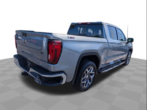 New 2026 GMC Sierra 1500 SLT w/ SLT Premium Plus Package AWD/4WD image 4