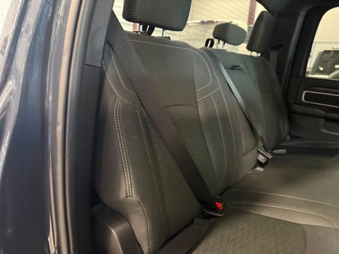 Certified 2025 RAM 2500 Big Horn AWD/4WD image 18