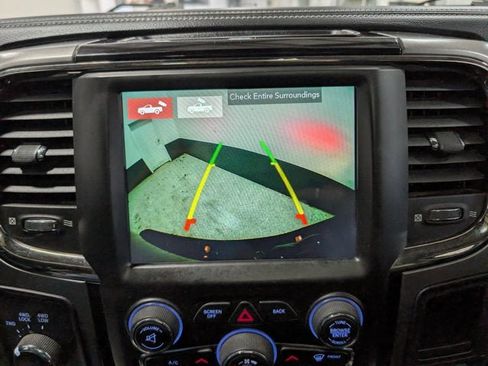 Used 2018 RAM 2500 Laramie w/ Sport Appearance Group AWD/4WD image 28