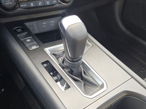 New 2026 Nissan Kicks SV w/ SV Premium Package image 28