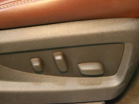 Used 2016 Chevrolet Tahoe LTZ image 12