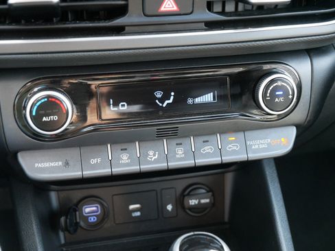 Certified 2023 Hyundai Kona Limited image 23