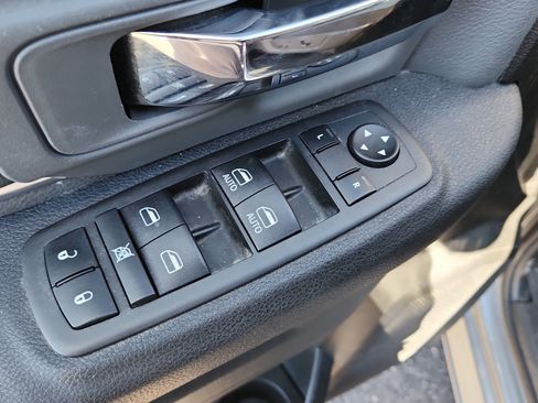 Used 2023 RAM 1500 Classic SLT w/ Trailer & Traction Group image 8