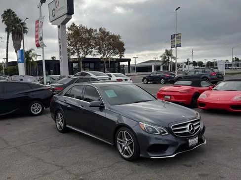Used 2014 Mercedes-Benz E 350 Sedan image 3
