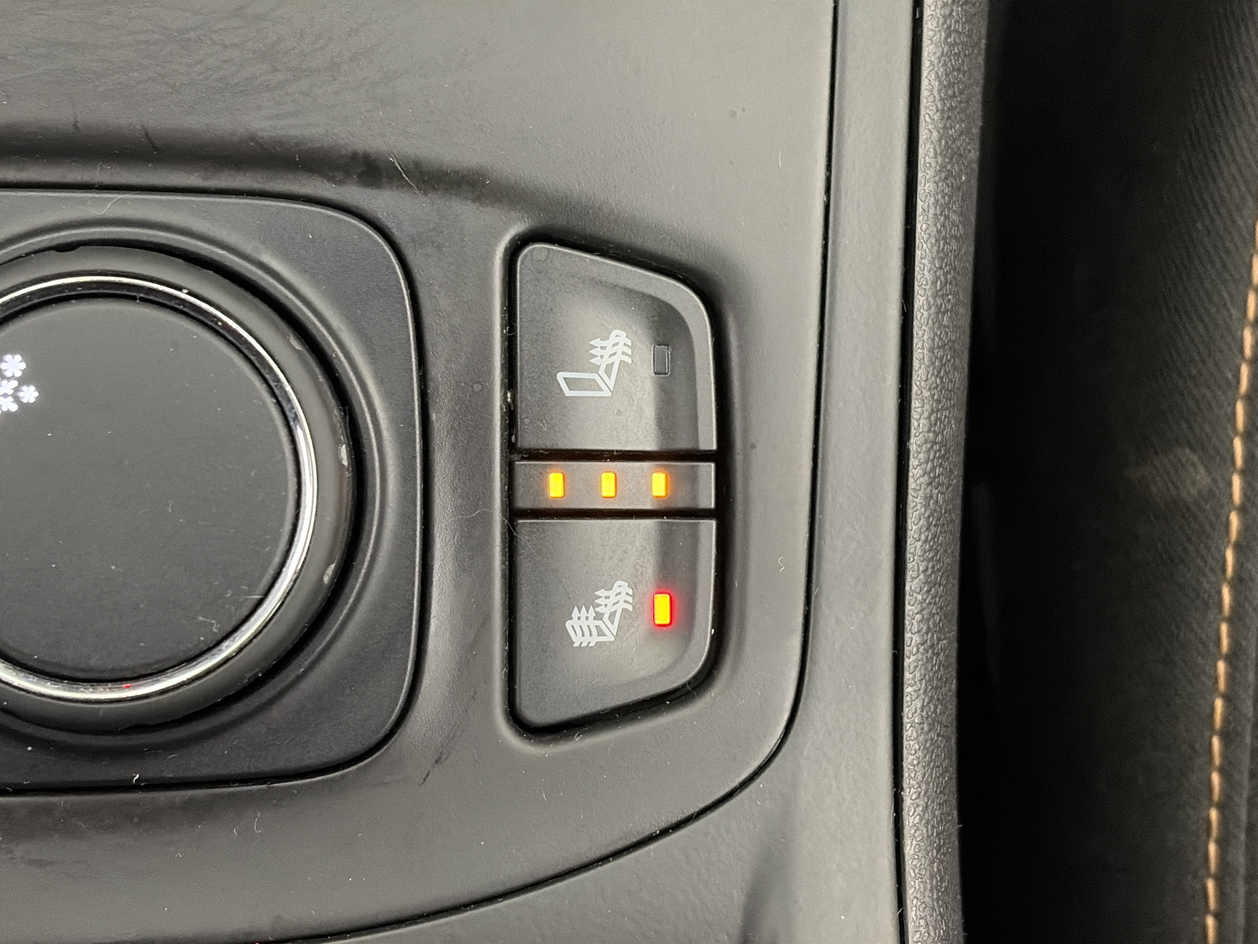 Used 2018 GMC Terrain SLE w/ Driver Convenience Package FWD image 28