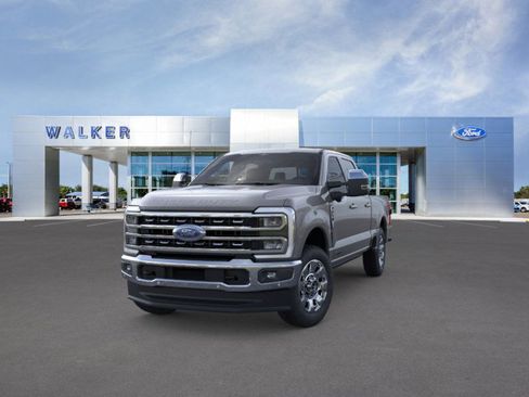New 2025 Ford F250 Lariat w/ Lariat Ultimate Package AWD/4WD image 2