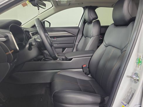 Certified 2025 MAZDA CX-50 2.5 Hybrid w/ Weather Package image 11