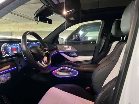 Used 2025 Mercedes-Benz GLE 450e 4MATIC image 23