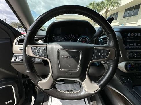 Used 2018 GMC Yukon XL Denali w/ Denali Ultimate Package image 21