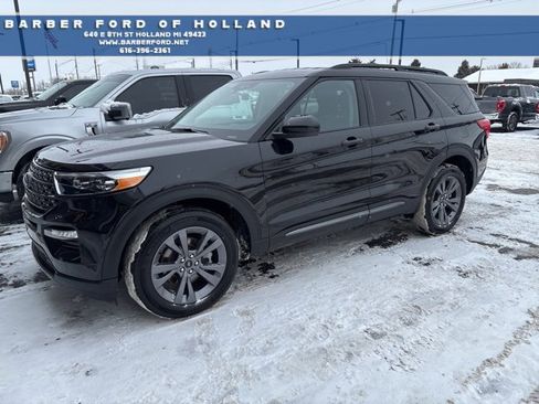 Used 2024 Ford Explorer XLT w/ Equipment Group 202A image 1