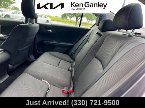 Used 2015 Honda Accord LX image 10