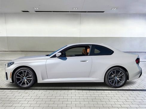 Used 2024 BMW 230i xDrive Coupe w/ Convenience Package image 2