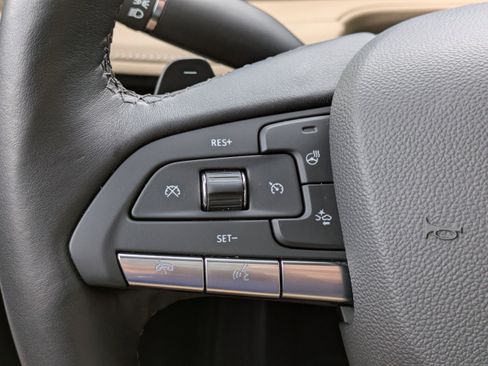 Used 2025 Cadillac XT4 Premium Luxury w/ Technology Package image 23