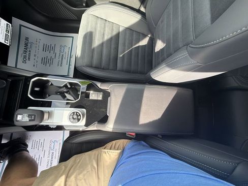 New 2026 Mitsubishi Outlander LE image 21