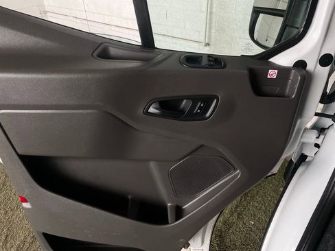 Used 2020 Ford Transit 250 Medium Roof image 26