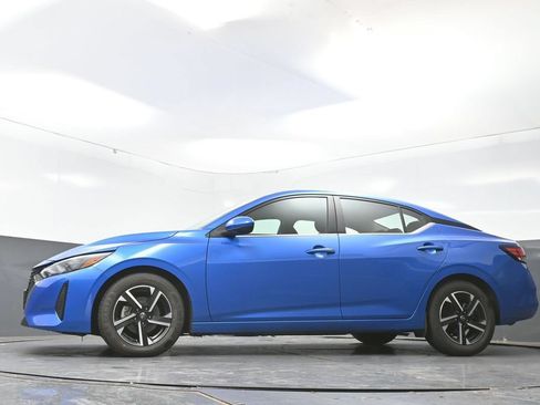 Used 2024 Nissan Sentra SV FWD image 51