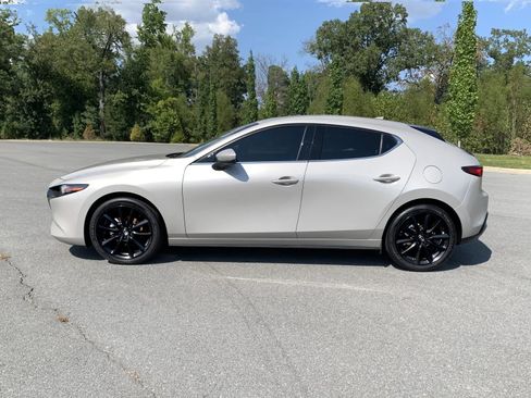 Used 2025 MAZDA MAZDA3 2.5 S Hatchback w/ Premium Pkg FWD image 4
