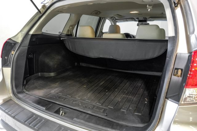 Used 2014 Subaru Outback 2.5i Limited AWD/4WD image 58