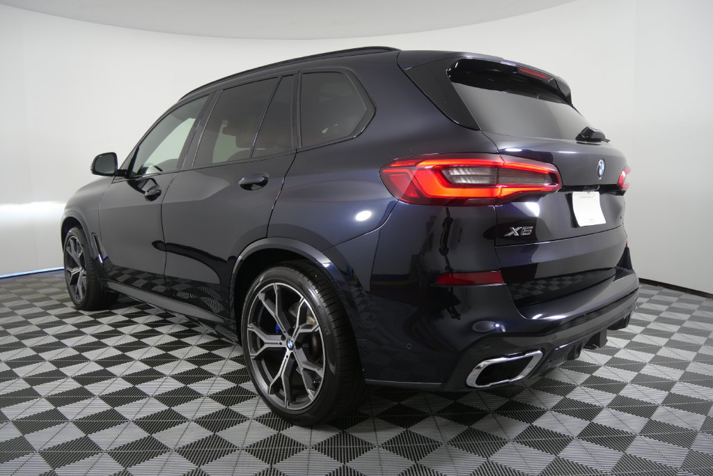 Used 2019 BMW X5 xDrive40i w/ M Sport Package AWD/4WD image 6