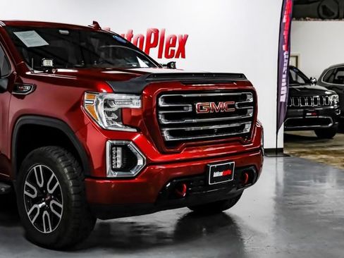 Used 2020 GMC Sierra 1500 AT4 w/ AT4 Premium Package AWD/4WD image 7