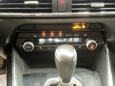 Used 2023 MAZDA CX-9 Touring Plus AWD/4WD image 16