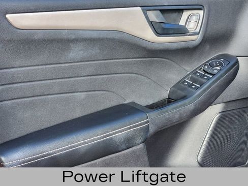 Used 2022 Ford Escape SE w/ Convenience Package image 12