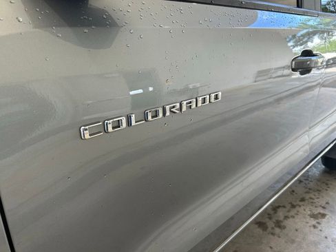 Used 2024 Chevrolet Colorado LT RWD image 14