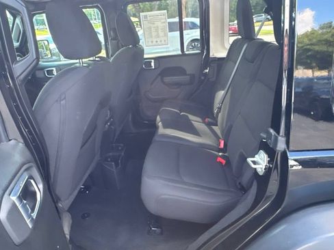 Used 2023 Jeep Wrangler Unlimited Sport AWD/4WD image 36