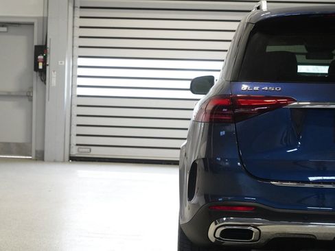 New 2026 Mercedes-Benz GLE 450 4MATIC image 12