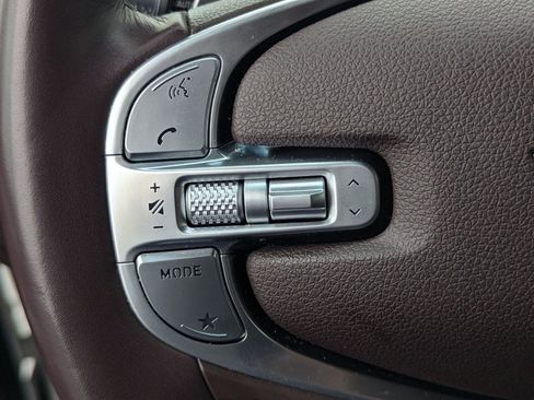 Used 2022 Genesis GV70 2.5T w/ Advanced Package image 14