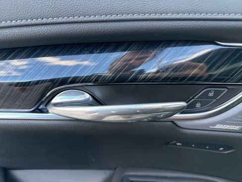 Used 2023 Cadillac XT6 Premium Luxury image 20