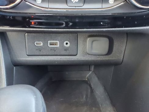 Certified 2020 Buick Encore GX Preferred w/ Cold Weather Comfort Package image 32