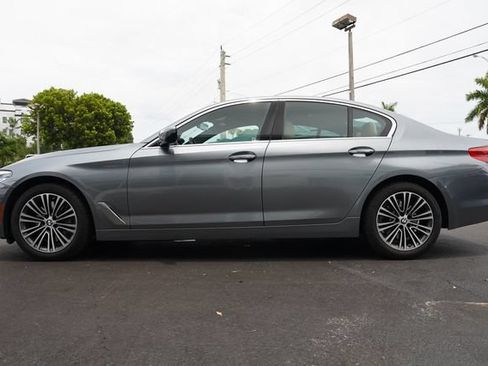 Used 2017 BMW 530i xDrive AWD/4WD image 4