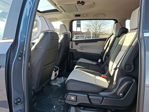 New 2026 Honda Odyssey Elite image 8