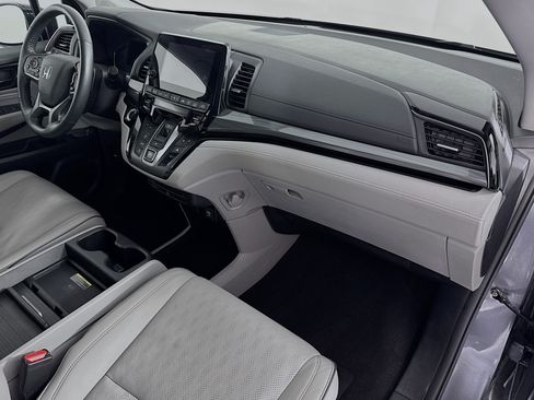 Certified 2024 Honda Odyssey Elite image 32