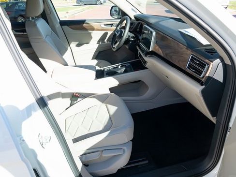 New 2026 Volkswagen Atlas SE image 39