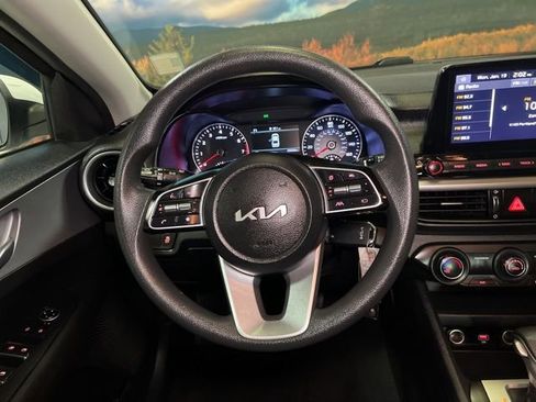 Used 2023 Kia Forte LXS w/ LXS Technology Package image 51