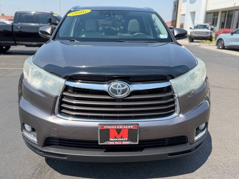 Used 2016 Toyota Highlander Limited Platinum AWD/4WD image 8