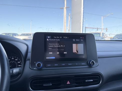 Used 2022 Hyundai Kona SEL w/ Convenience Package image 16