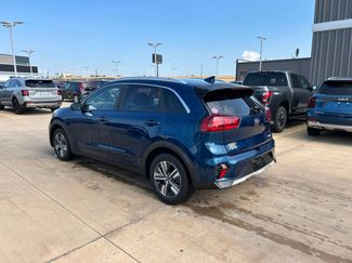Used 2020 Kia Niro LXS FWD video 2