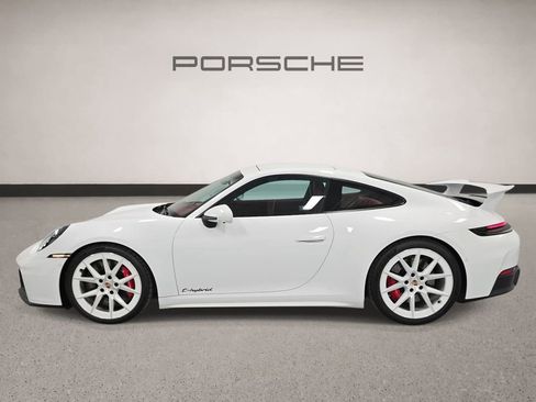 Certified 2025 Porsche 911 Carrera 4 GTS AWD/4WD image 2