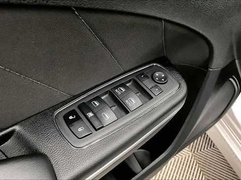 Used 2023 Dodge Charger R/T w/ Cold Weather Package image 31