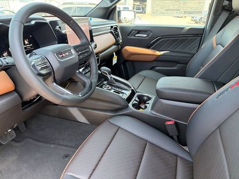 New 2026 GMC Canyon AT4 w/ Technology Plus Package AWD/4WD image 19