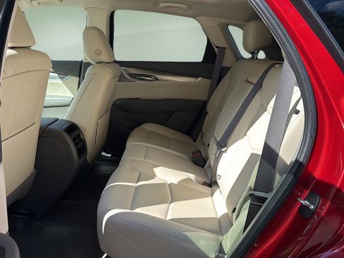 Certified 2024 Cadillac XT5 Premium Luxury AWD/4WD image 25