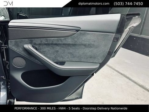 Used 2026 Tesla Model Y Performance AWD/4WD image 27