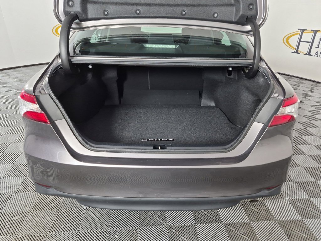 Used 2020 Toyota Camry LE w/ Carpet Mat Package FWD image 32