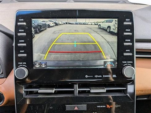 Used 2019 Toyota Avalon Limited FWD image 25