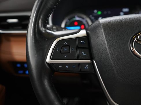Used 2022 Toyota Highlander Platinum AWD/4WD image 27