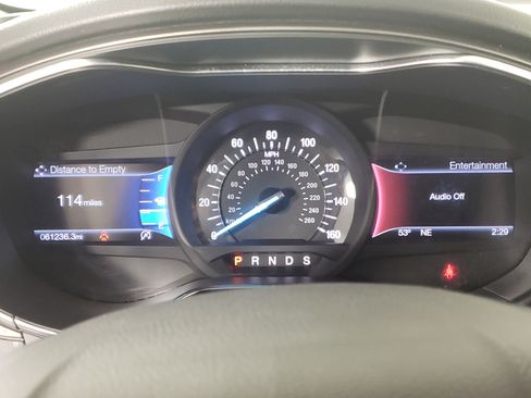 Used 2017 Ford Fusion SE w/ Fusion SE Technology Package image 21