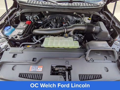 Certified 2026 Lincoln Navigator Reserve AWD/4WD image 6